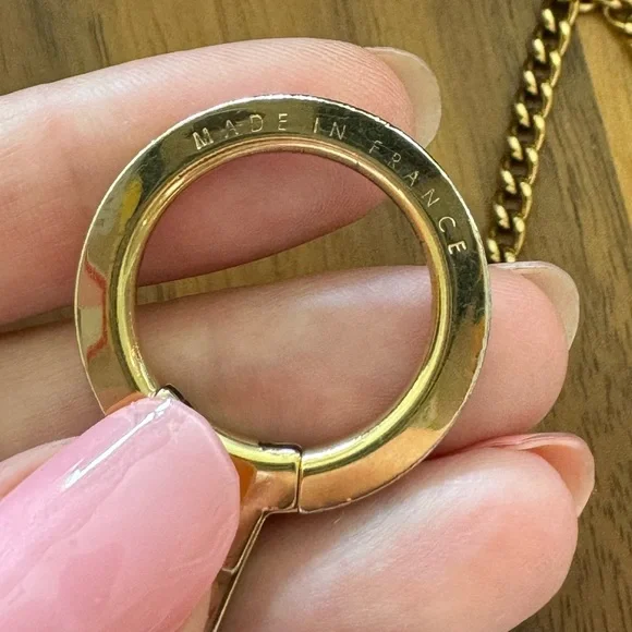 Louis Vuitton 30cm Extender Chain in Gold Tone - Picture 8 of 12